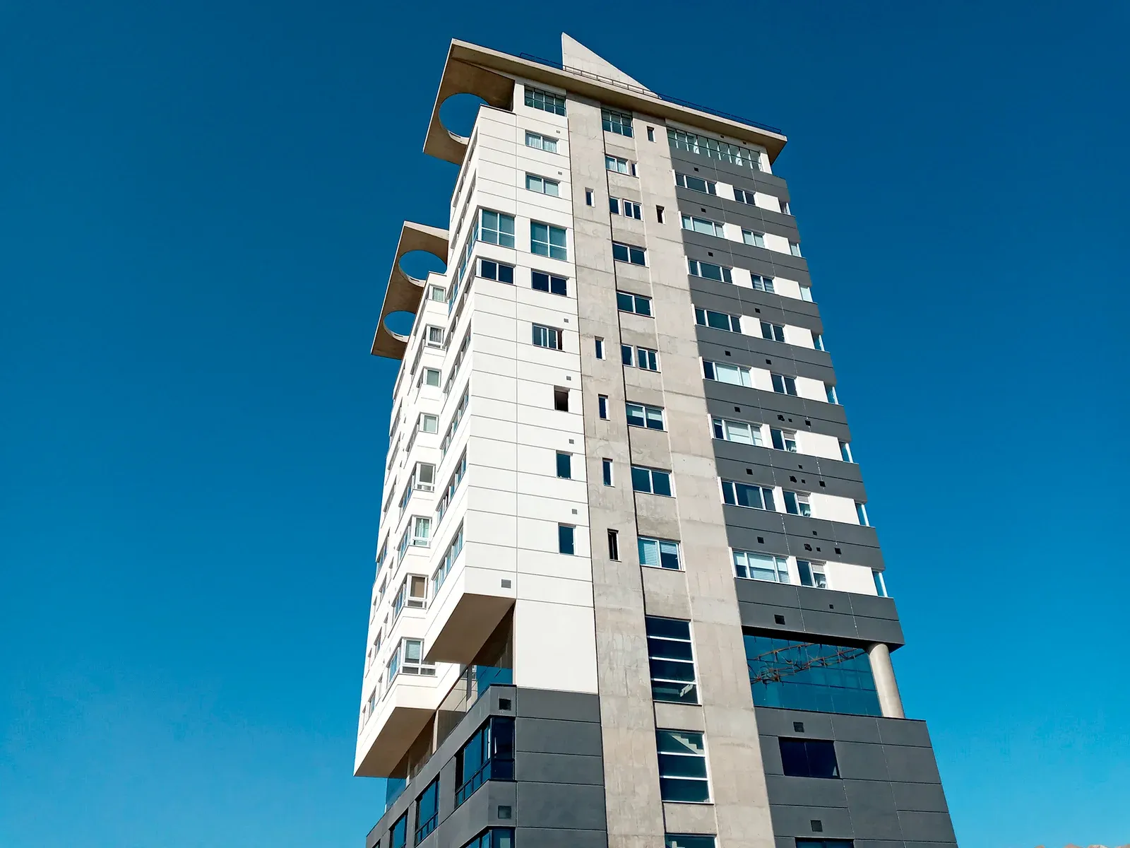 Edificio El Dorial — imagen 1