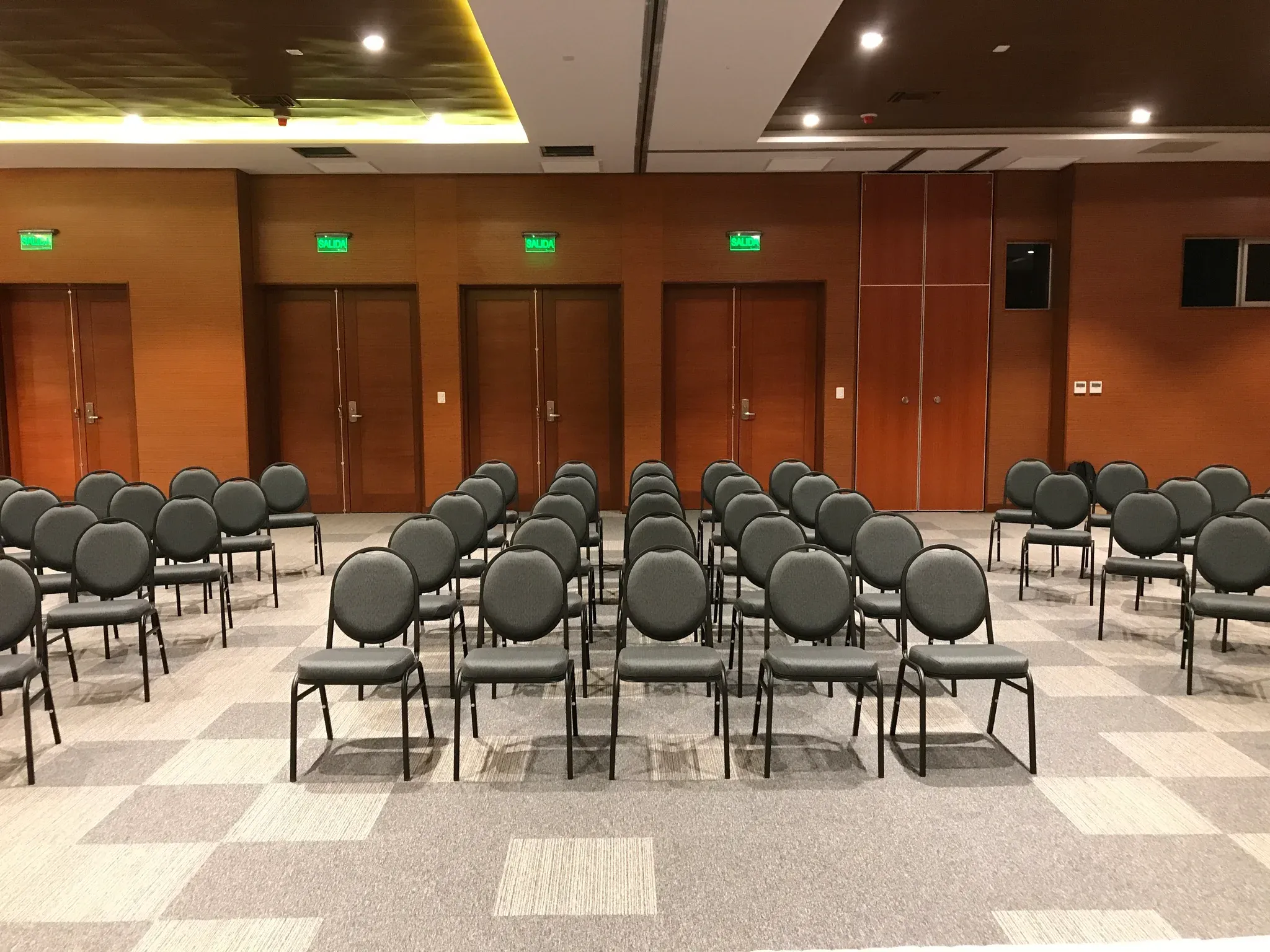 Hotel Rennova — imagen 1